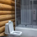 Уборная в трёхкомнатном номере Медвежья Завала