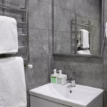 Санузел в корпусе у реки Медвежья завала